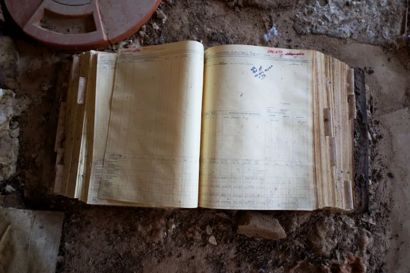 Paper Trails in the Void: The Obsessives Rescuing Software's Forgotten Paper Trail